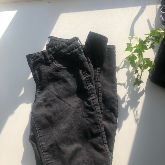 Black jeans - Picture 3 of 3